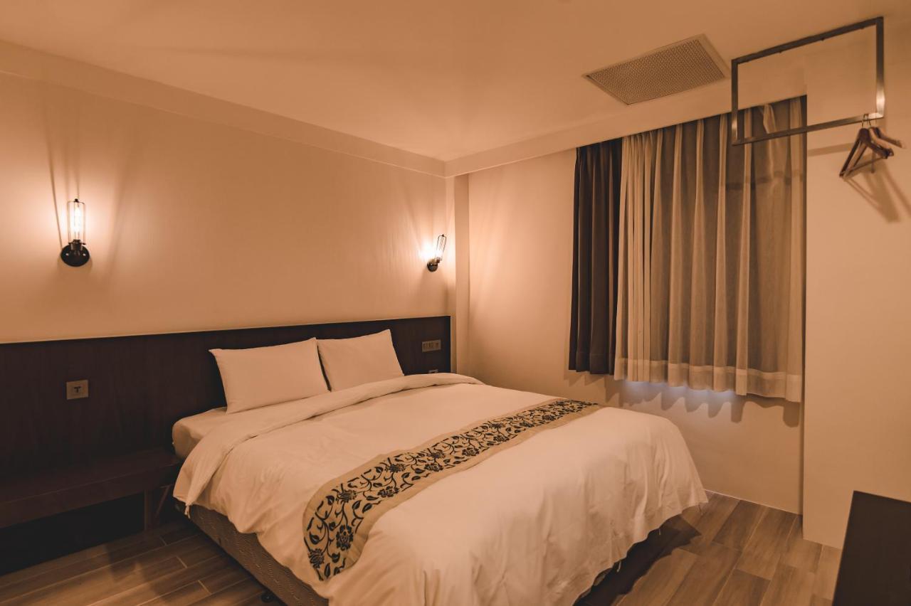 อีสต์ทาวน์26โฮเต็ล Hotel เมืองฮวาเหลียน ภายนอก รูปภาพ