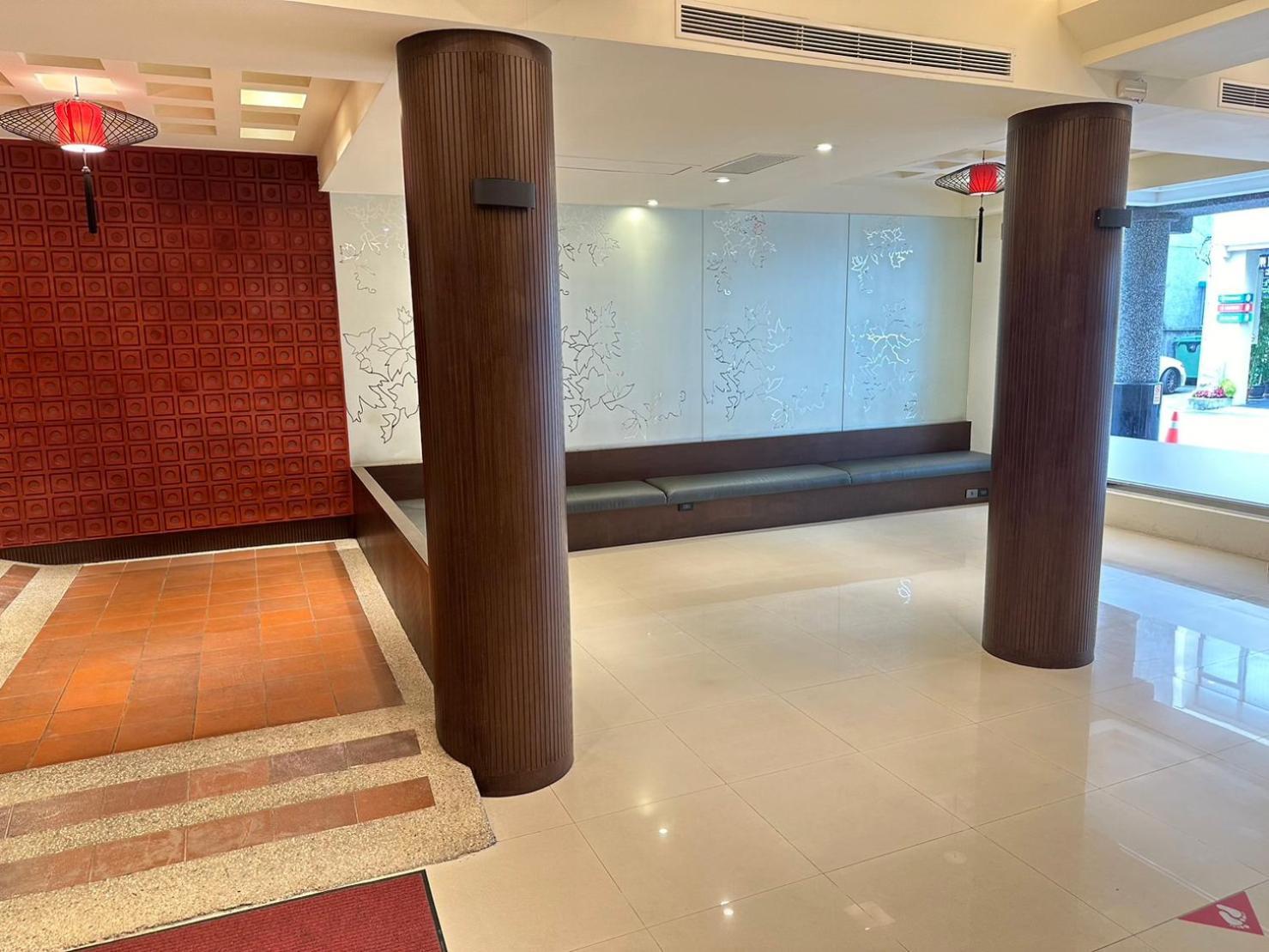 อีสต์ทาวน์26โฮเต็ล Hotel เมืองฮวาเหลียน ภายนอก รูปภาพ