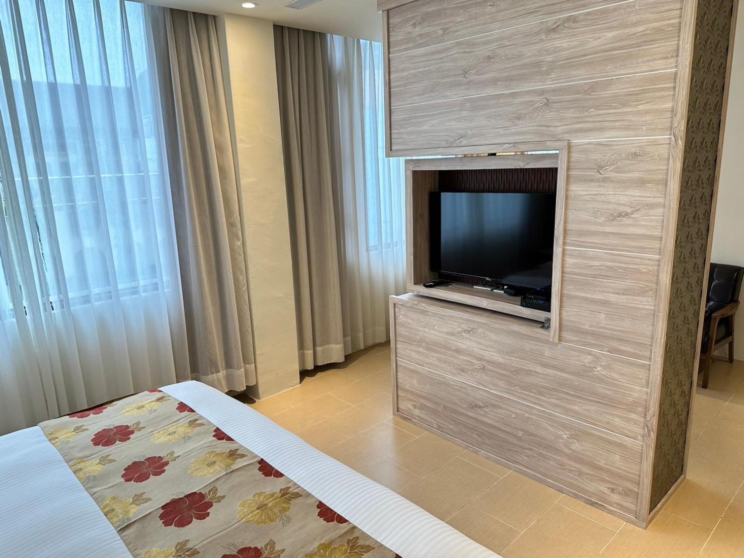 อีสต์ทาวน์26โฮเต็ล Hotel เมืองฮวาเหลียน ภายนอก รูปภาพ